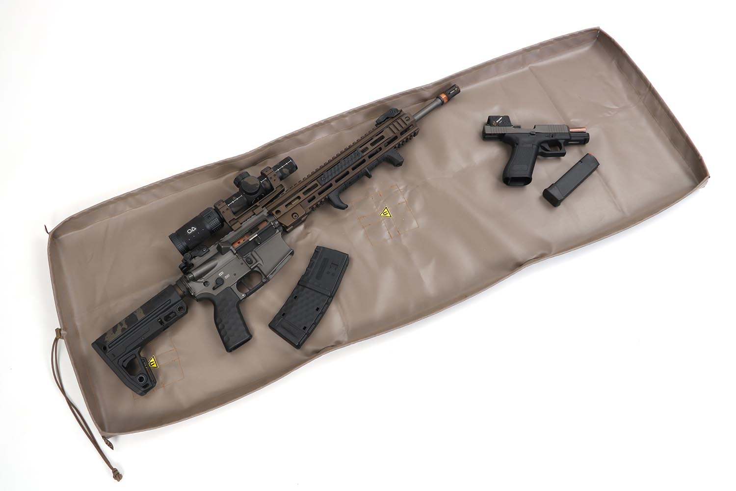 Sandfarbene, magnetische Unterlage XL, mechanic tray