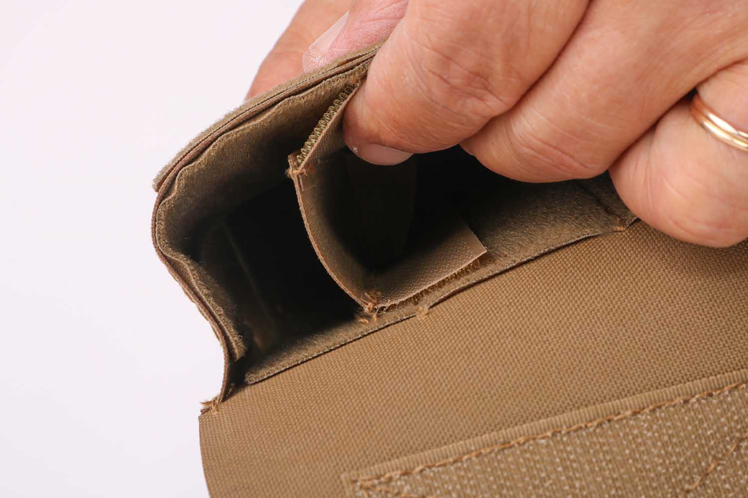 Tasche inkl. Trennwand mit Klett für Stativ von Xero Chronograph Tasche inkl. Trennwand mit Klett für Stativ von Xero Chronograph