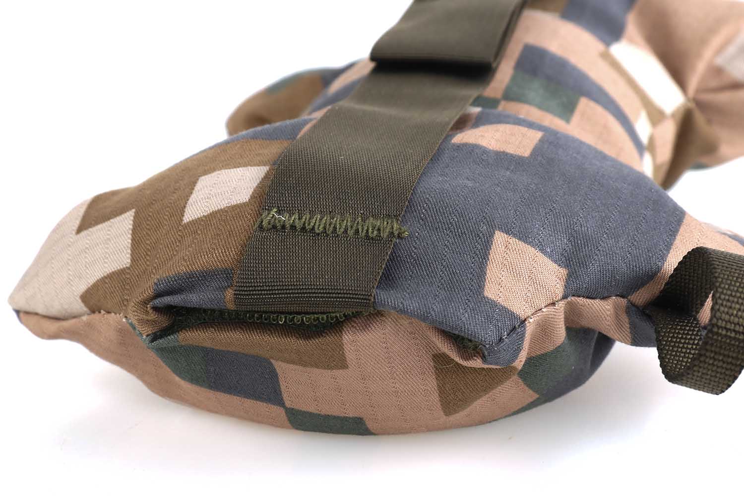 Auflagekissen mit Kunststoffgranulat-Füllung oder Styroporkugeln-Füllung, pixelcamo